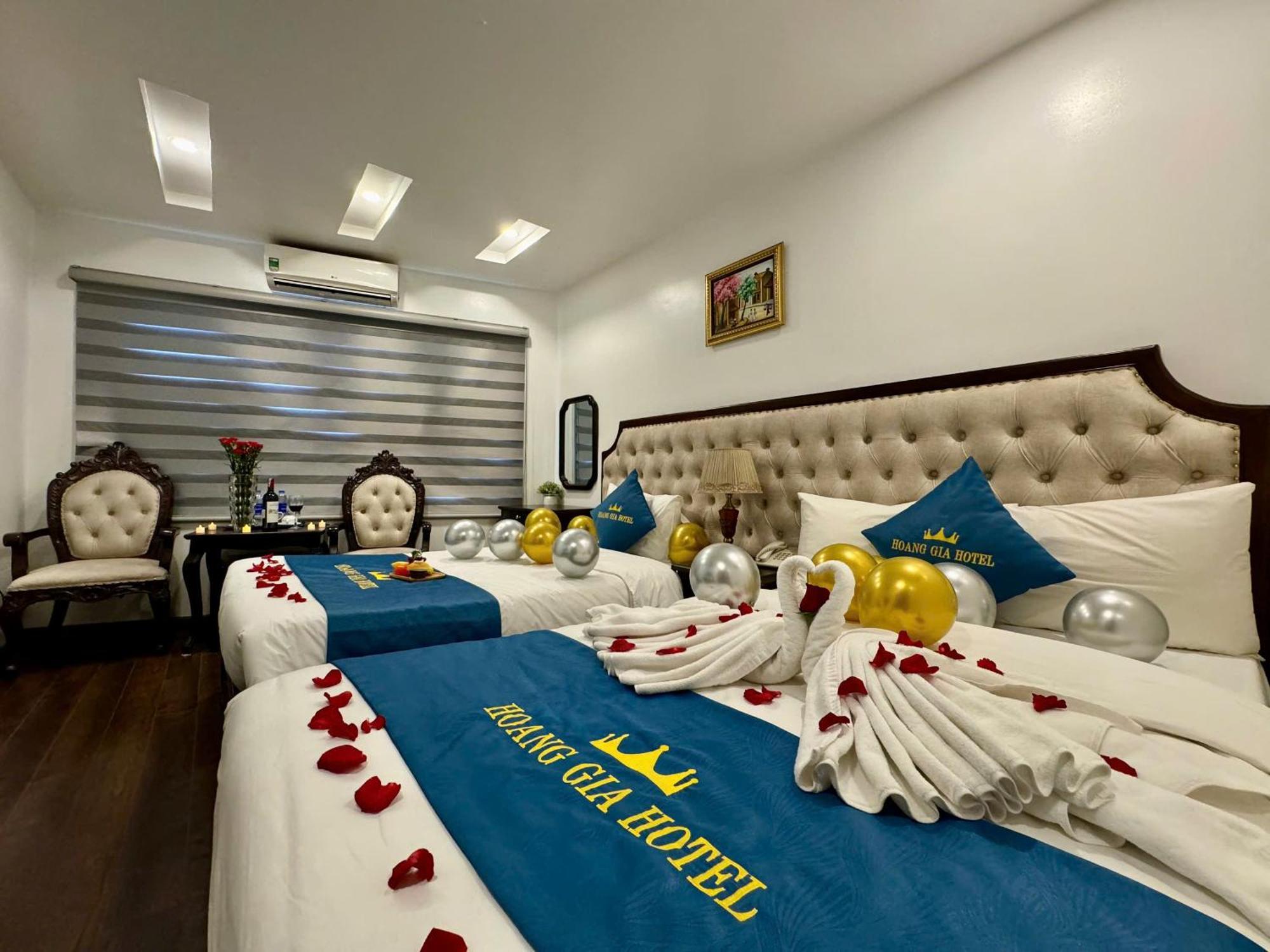 Hoang Gia Hotel Nhan Hoa Hanoi Exteriör bild
