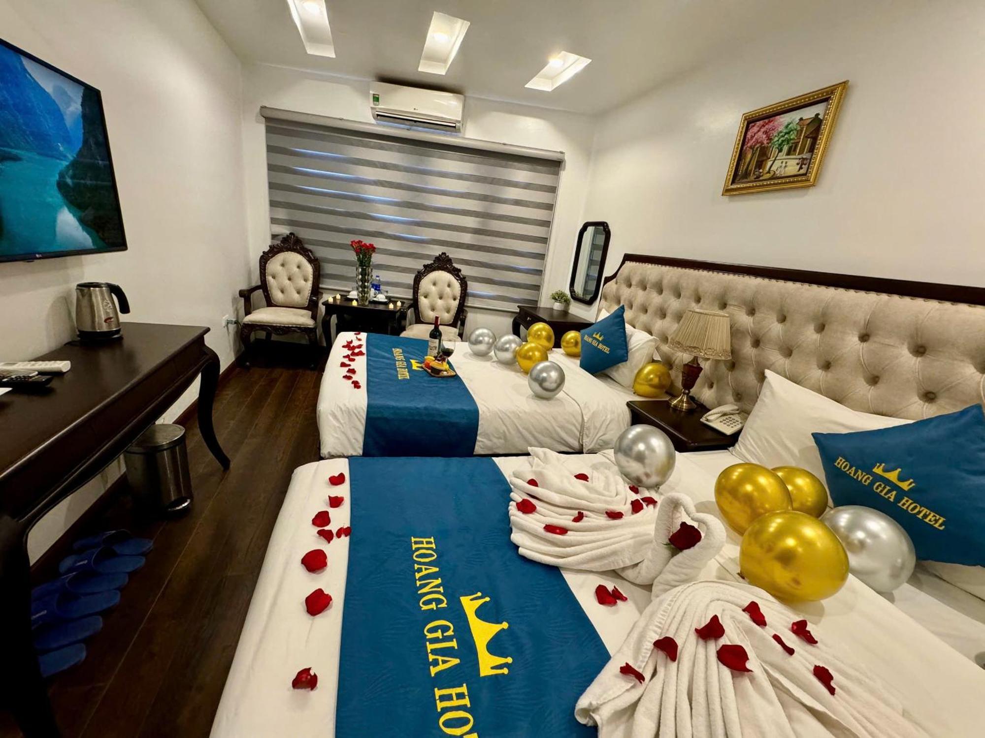 Hoang Gia Hotel Nhan Hoa Hanoi Exteriör bild