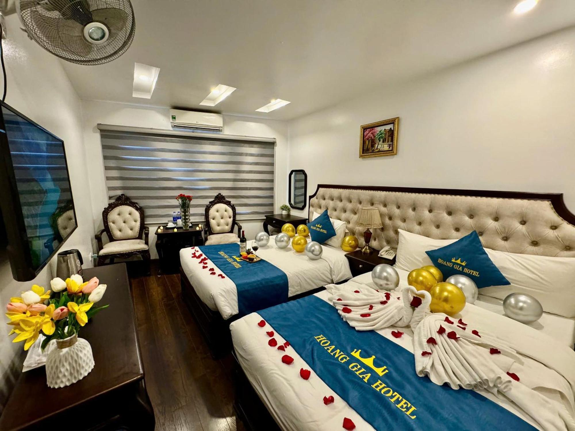 Hoang Gia Hotel Nhan Hoa Hanoi Exteriör bild