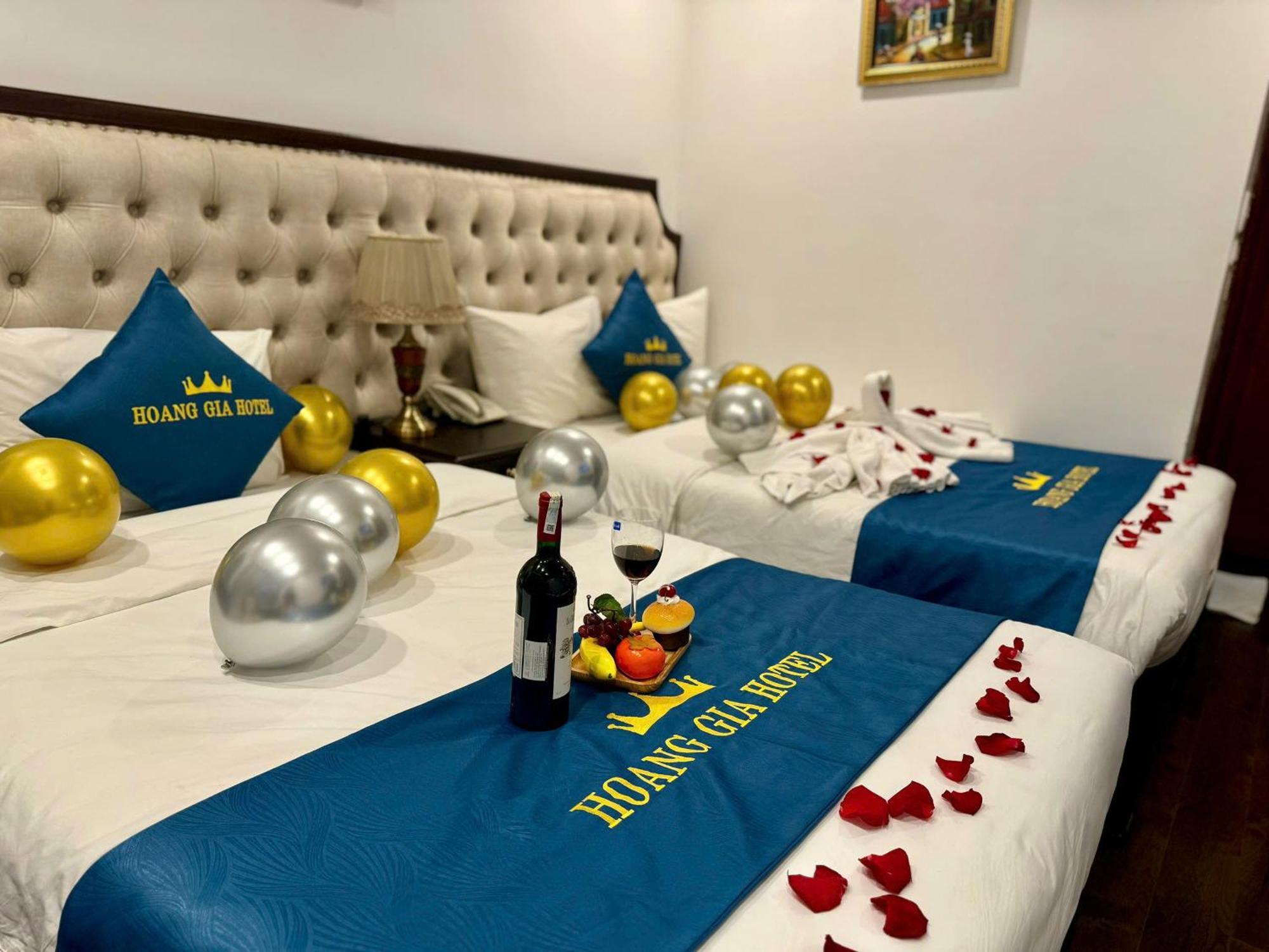 Hoang Gia Hotel Nhan Hoa Hanoi Exteriör bild