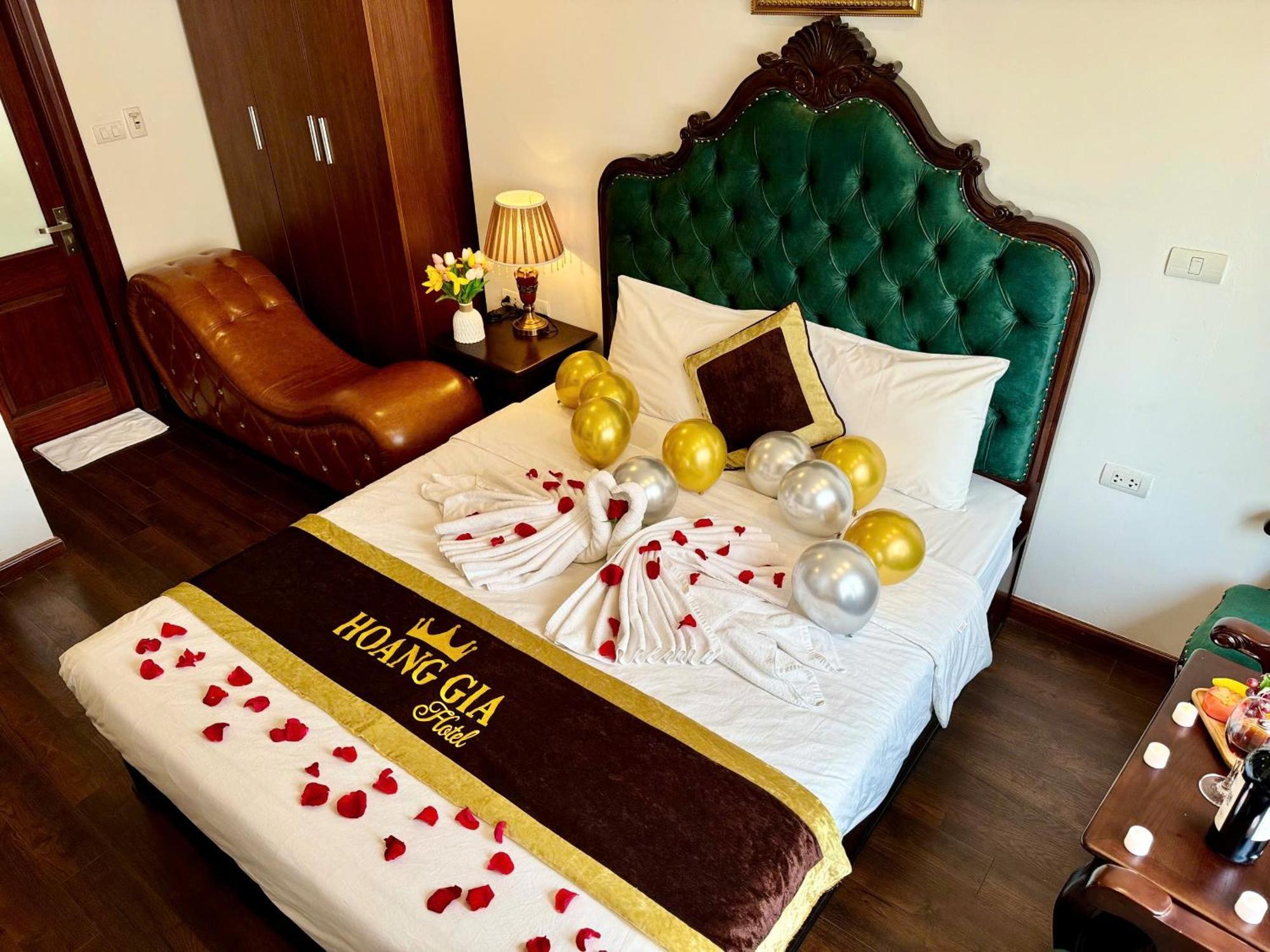 Hoang Gia Hotel Nhan Hoa Hanoi Exteriör bild