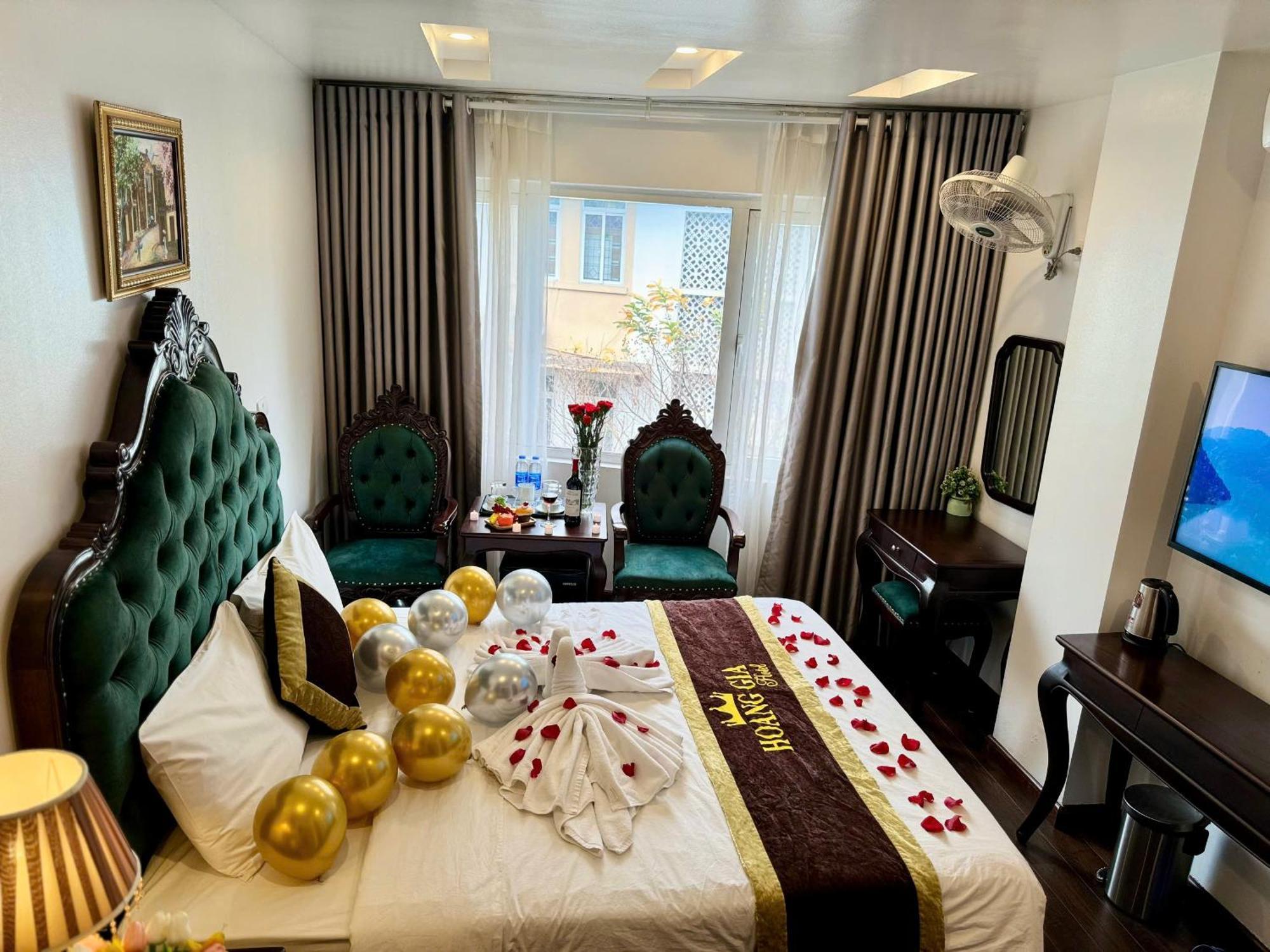 Hoang Gia Hotel Nhan Hoa Hanoi Exteriör bild