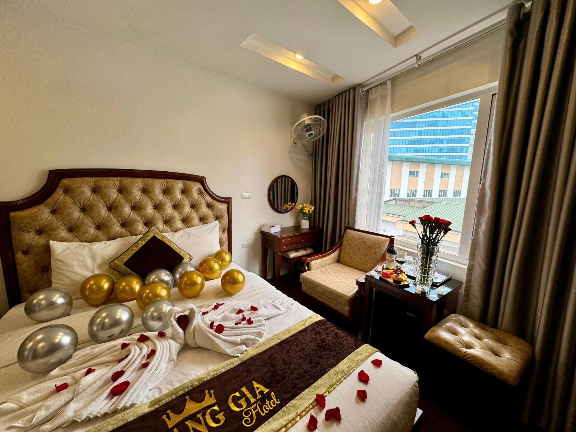 Hoang Gia Hotel Nhan Hoa Hanoi Exteriör bild